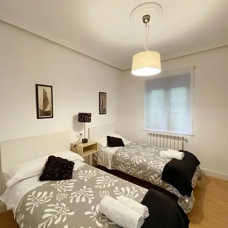 Lore - Parking Y Bicis Gratis Apartment San Sebastian Exterior photo